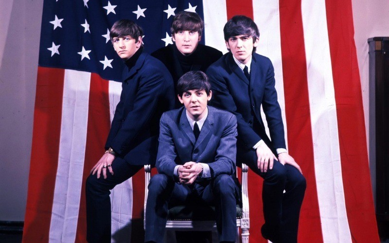 Fond écran HD célébrités chanteurs The Beatles John Lennon George Harrison Ringo Starr Paul Mc Cartney wallpaper bureau PC