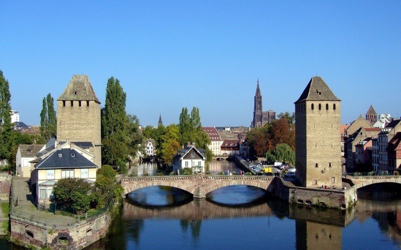 fond écran petite France Strasbourg paysage ville photo