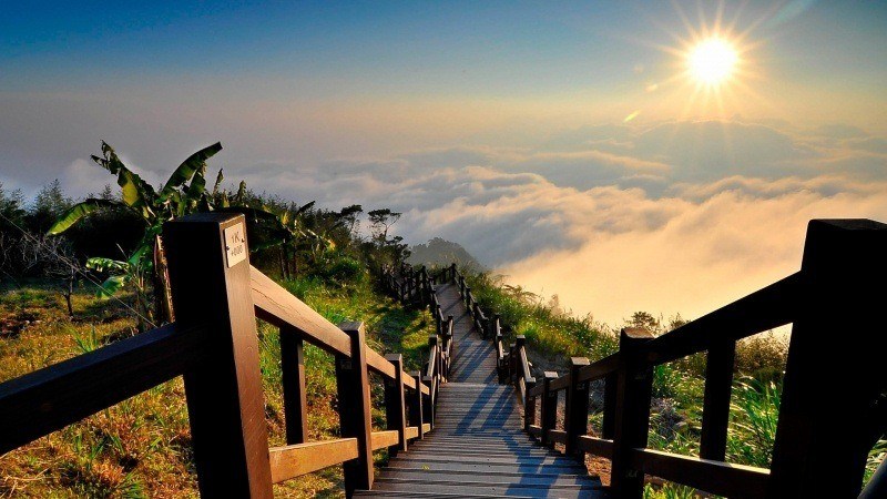 fond d'écran HD nature paysage escalier montagne Taïwan soleil mer de nuage wallpaper