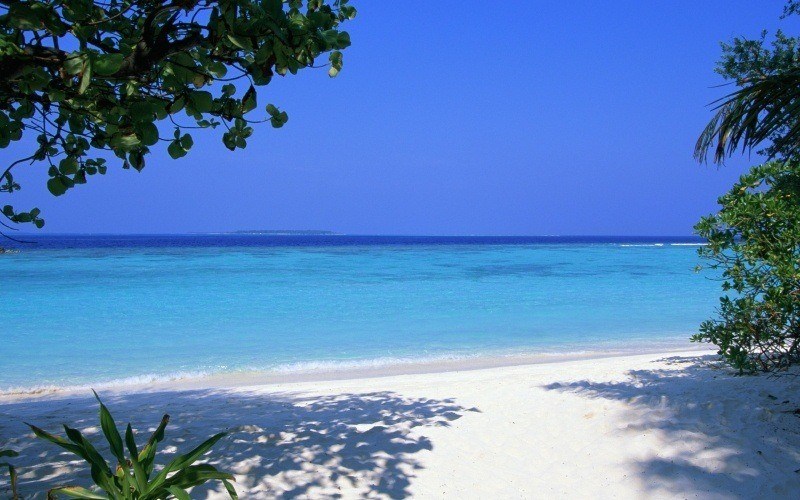 fond écran HD plage vacances sable blanc mer bleu wallpaper background beach white sands