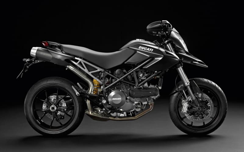 Ducati Hypermotard 796 black noir fond écran wallpaper gratuit télécharger download