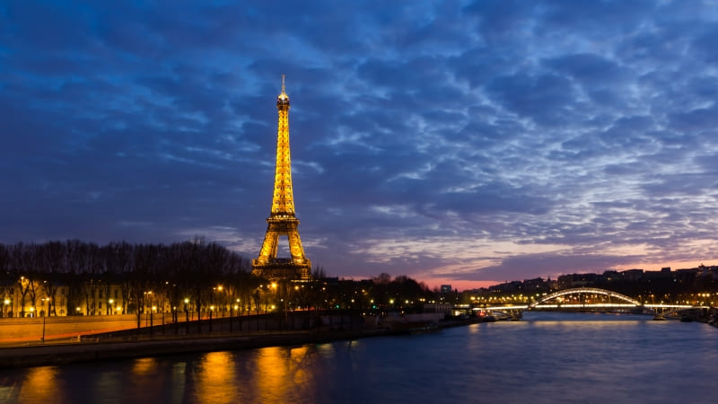 fond d'écran wallpaper HD Paris tour Eiffel tower vu de la Seine photo image picture