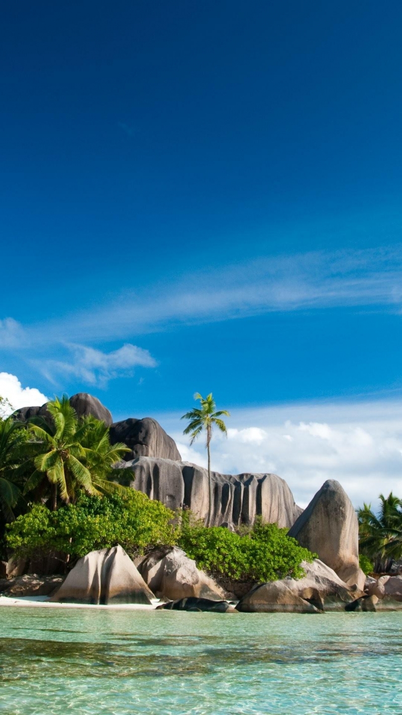 Fond écran HD 4K Seychelles îles plage rocher cocotier pour smartphone android iphone