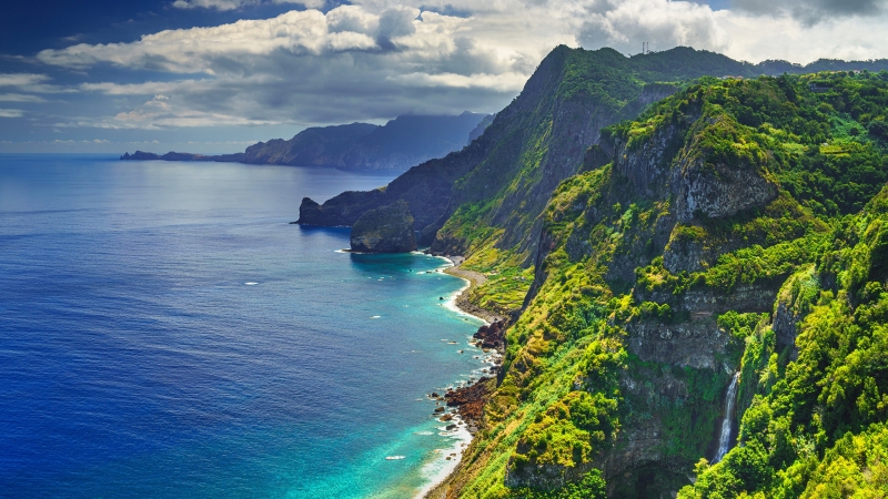 Ile de Madère paysage et nature falaise mer bleu et montagne fond écran wallpaper