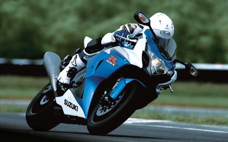 Suzuki fond d'écran HD GSX-R1000 moto carrosserie bleu et blanc sur circuit