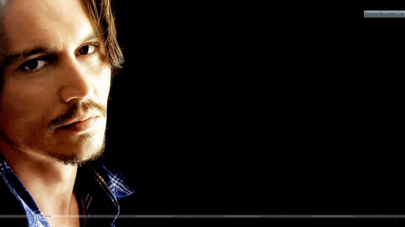 Johnny Depp Face Closeup Looking Very Smart wallpaper fond écran gratuit HD